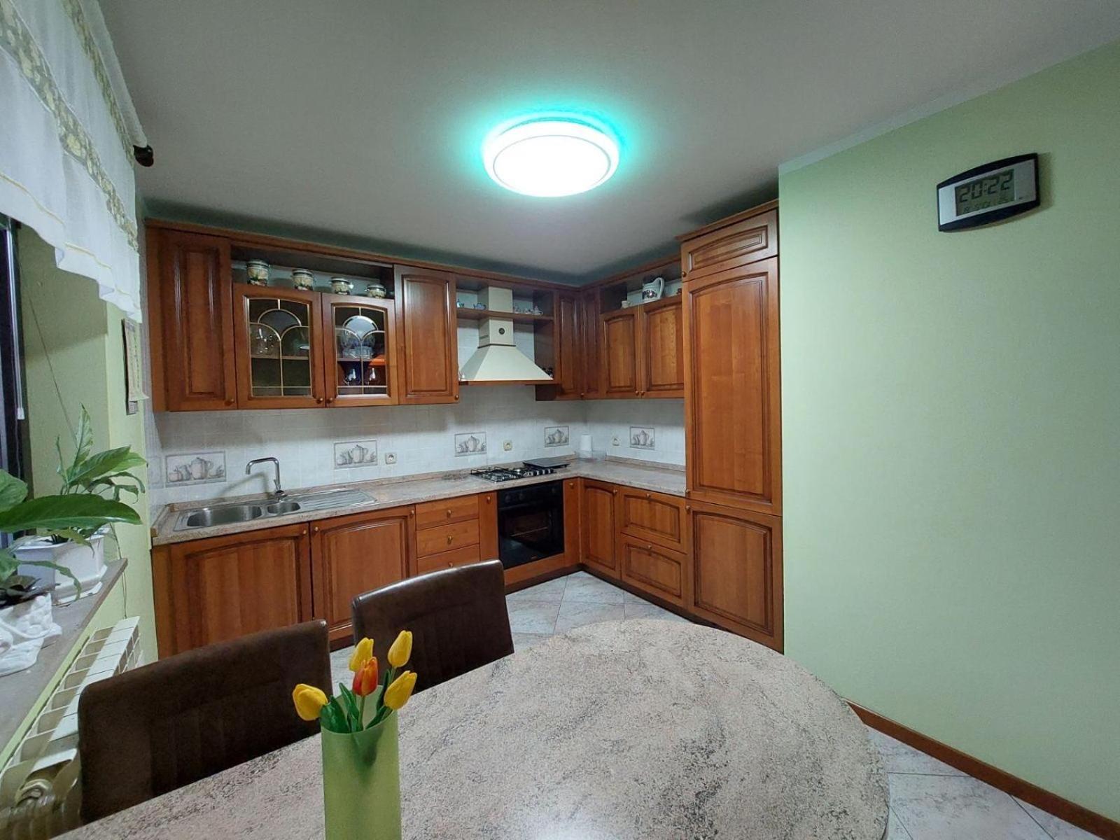 Apartma Mimi Dekani Bagian luar foto