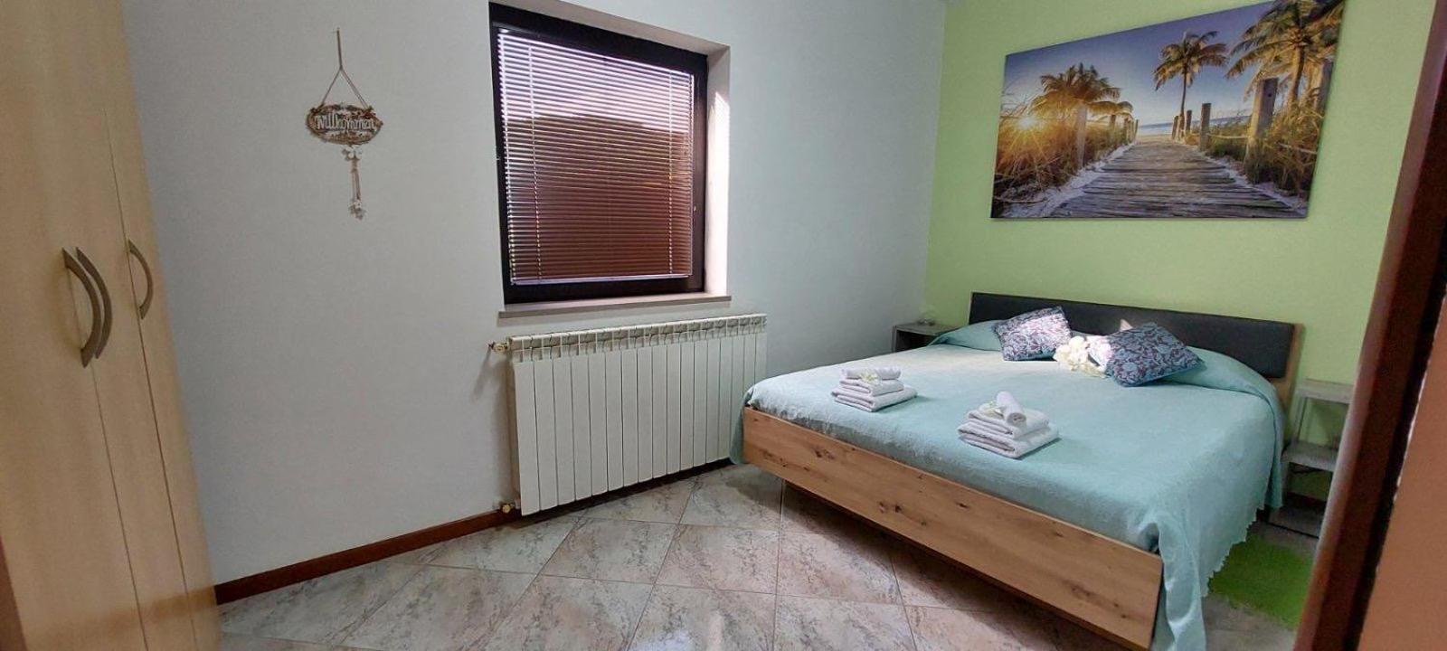 Apartma Mimi Dekani Bagian luar foto